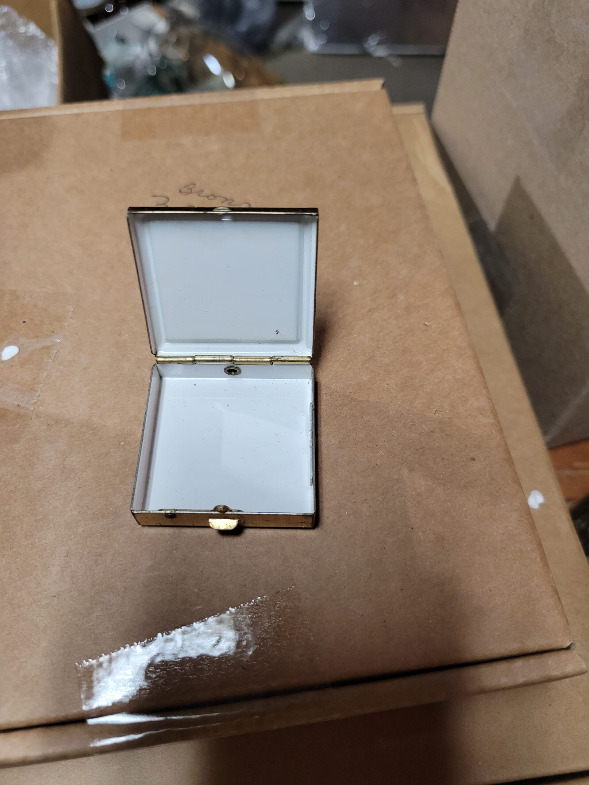 Trinket holders - Image 51